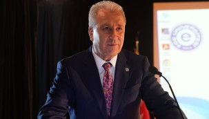 Rektör Prof. Dr. Budak, "Öğretmenlerimiz, geleceğimizi inşa eden insanlardır"