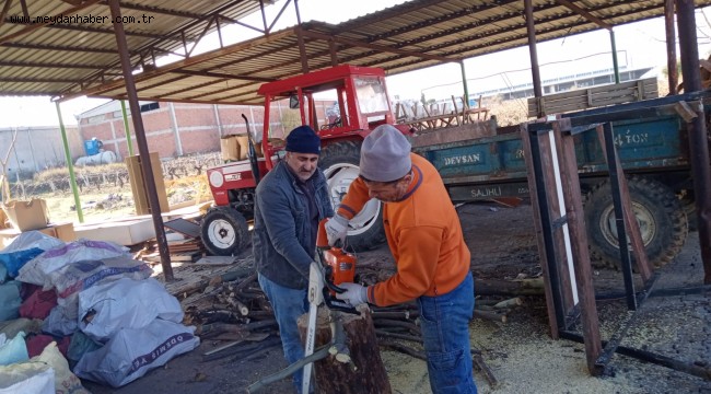 Ahmetli Belediyesi İhtiyaç Sahibi Ailelere Yakacak Desteğini Sürdürüyor