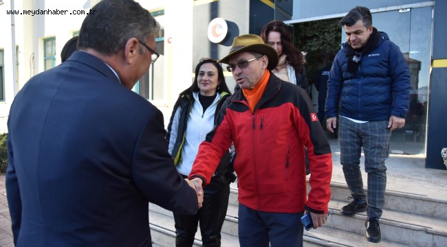 ANTALYA REHBERLER ODASINDAN BAŞKAN VELİ GÖK'E ZİYARET.