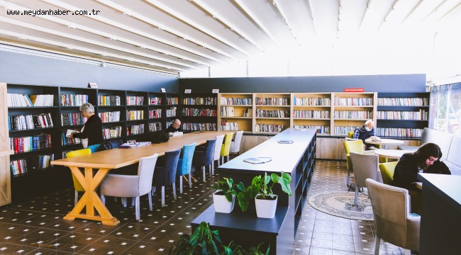 Bayraklı'da kitap kafelerin sayısı artıyor