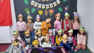 BÜYÜKŞEHİR KÜTÜPHANESİNDE MİNİKLERİN 'TOGG'LU YERLİ MALI ETKİNLİĞİ