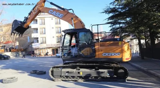  Çameli Belediyesi Araç Filosuna yeni bir iş makinesi kazandırıldı 