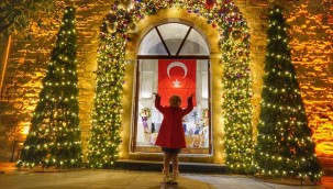 Çeşme yeni yılda da ışıl ışıl!