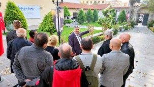 CHP'li Sındır, uluslararası tarım gazetecileri federasyonu üyeleriyle buluştu