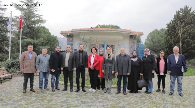 Kaya'dan kentsel dönüşüm bilgilendirmesi: Önemli olan Karabağlar'ın geleceği