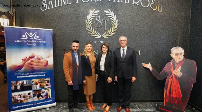 Sahne Tozu Tiyatrosu, "Sosyal Market"e destek için sahneye çıktı