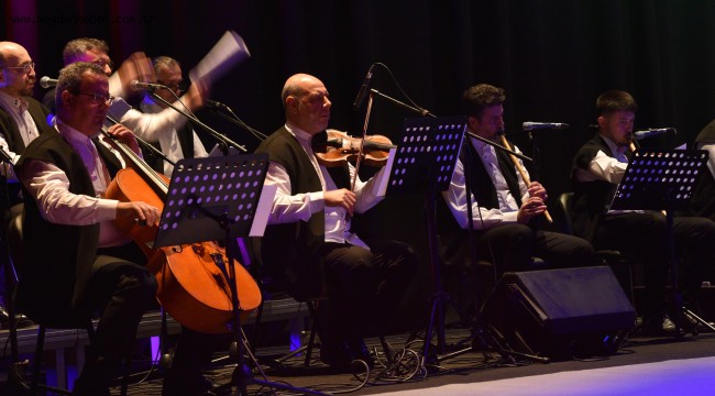 Şeb-i Arus gecesi mest etti