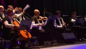 Şeb-i Arus gecesi mest etti