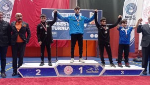 SPOR AKADEMİSİ GÜREŞÇİLERİNDEN BİR BAŞARI DAHA