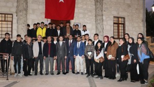 BAŞKAN YILMAZ, GENÇLERE ŞANLI TARİHİMİZİ ANLATTI!