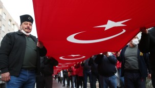 BAŞKAN YILMAZ; "ZAFERİMİZ, SEVİNCİMİZ, COŞKUMUZ BİR"