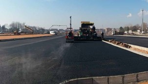 Derince Sağlıklı Yaşam Parkında otopark asfaltlandı