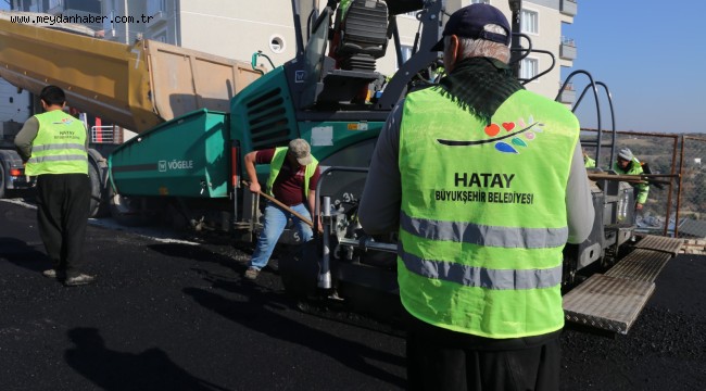 FATİKLİ MAHALLESİ'NİN YOLLARI YENİLENİYOR