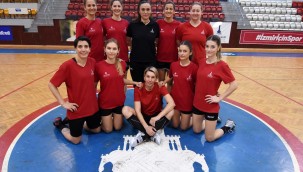 İzmir ekibinde hedef çeyrek final