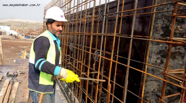 KUMLU'DAKİ İKİ DEPODA ÇALIŞMALAR HIZLA İLERLİYOR