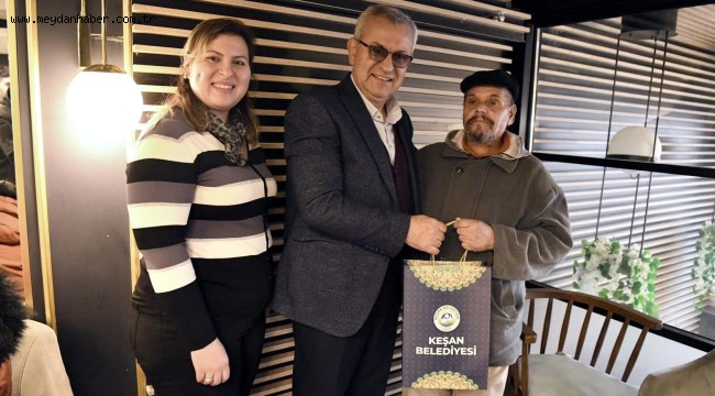 Mustafa Helvacıoğlu, Beyaz Baston ve Görme Engelliler Farkındalık Haftası'nda görme engelli vatandaşlarla buluştu