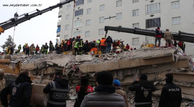 Depremlerde can kaybı 8 bin 574 oldu