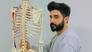 Fzt Mehmet Akın Bakan, Bel ve Boyun Fıtıklarında Fizik Tedavinin Önemini Anlatıyor.