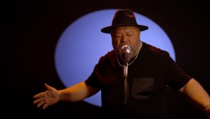 Adil Akbaşoğlu ve Tara Innocenti, Eşsiz Düetleri "Ciao Bella / Çav Bella"yı Müzikseverlerle Buluşturdu