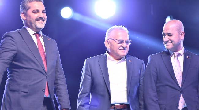 CUMHUR İTTİFAKI'NI BULUŞTURAN KONSERE YOĞUN İLGİ