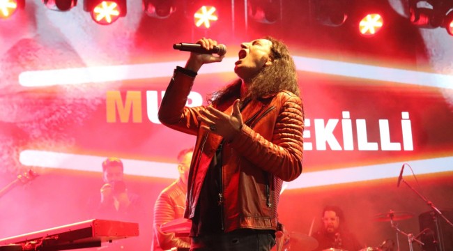 ESENLERLİ GENÇLER GENÇLİK GÜNÜNDE COŞTU