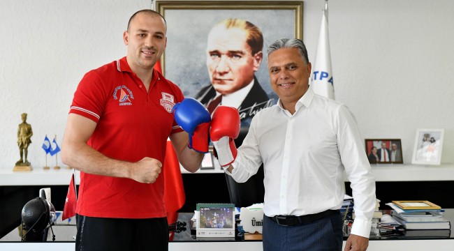 Kızıl Fırtına esmeye devam ediyor