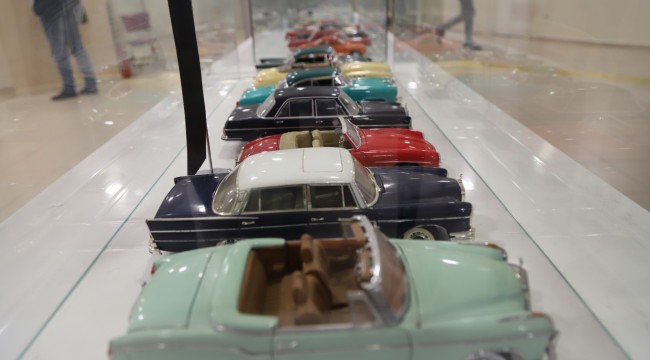 Klasik Otomobil Tutkunları "Sea Classic Garage" Sergisi'nde Buluştu