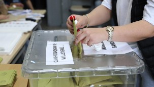 Yurt dışı temsilciliklerde oy verme işlemi yarın tamamlanacak