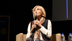 Ayşe Kulin, edebiyatseverlerle buluştu