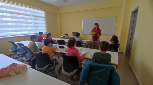 GENÇLİK MERKEZLERİNDE ÜCRETSİZ İNGİLİZCE KURSLARI