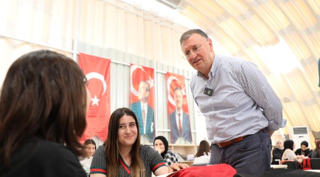 HATAY BÜYÜKŞEHİR BELEDİYESİ'NDEN ÇOCUKLARA EĞİTİM DESTEĞİ