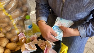 ZABITA-ESNAF İŞBİRLİĞİ İLE ÇANTA SAHİBİNE TESLİM EDİLDİ