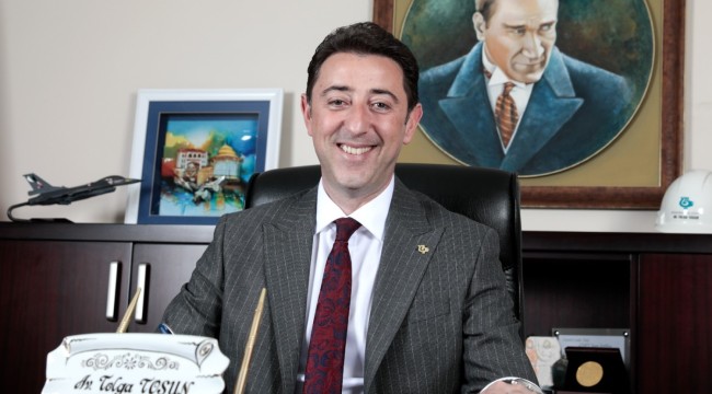 Bandırma Belediye Başkanı Av. Tolga Tosun, 30 Ağustos Zafer Bayramı'nı yayınladığı mesaj ile kutladı.