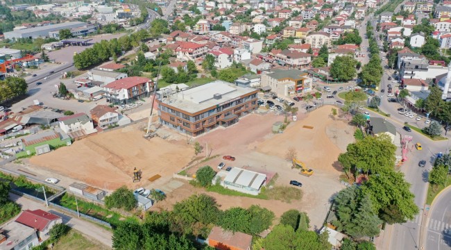 Başiskele Yeşilyurt Mahallesi meydana çıkıyor