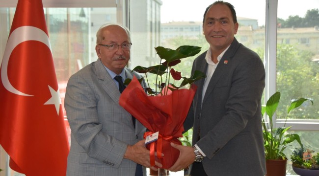 BAŞKAN ALBAYRAK'TAN, CHP SÜLEYMANPAŞA İLÇE BAŞKANI ALİ ENGİN'E HAYIRLI OLSUN ZİYARETİ