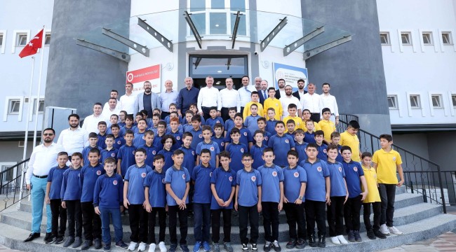 Başkan Büyükakın'dan okul yaptıran hayırseverlere teşekkür