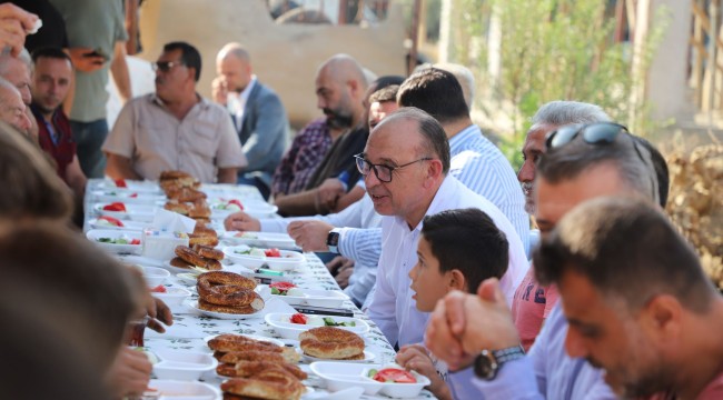 Başkan Çetin Akın Sanayi Esnafıyla Kahvaltıda Buluştu