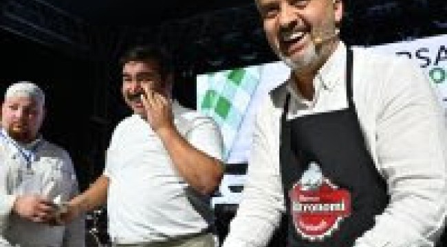 Başkan pişirdi, vatandaşlar yedi