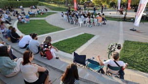 BÜYÜK ŞAİR NÂZIM HİKMET ATAŞEHİR'DE ŞİİRLERLE ANILDI