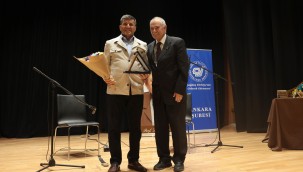 CEYHUN ATUF KANSU ÖDÜLÜ ÖZÜAYDIN'A VERİLDİ