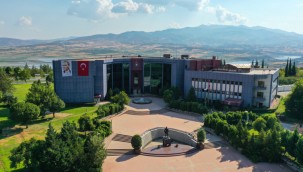 Depremlerin merkez üssü Kahramanmaraş'taki Sütçü İmam Üniversitesi'ne talep arttı