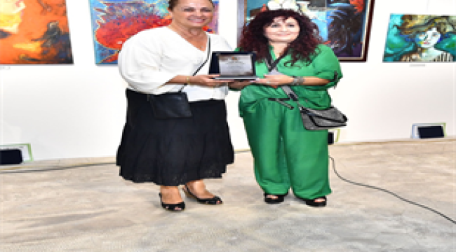 İzmir'de iki yakayı sanatla birleştiren sergi