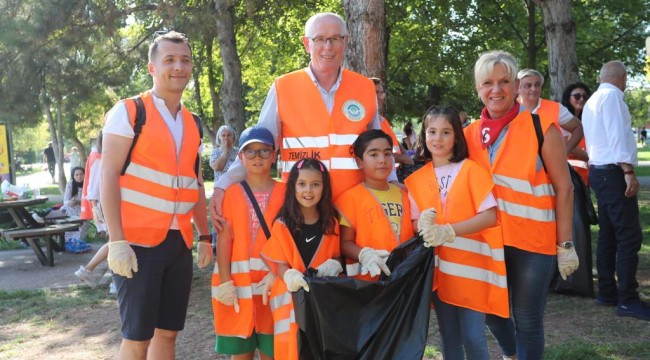 Kazım Kurt: "Amacımız çevre kirliğine dikkat çekmek"