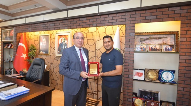 KOCATEPE GÖRME ENGELLİLER SPOR KULÜBÜNDEN BAŞKAN DR. MUSTAFA ÇÖL'E ZİYARET