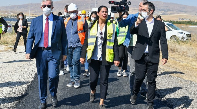 MANSUR YAVAŞ "30 MİLYON İNSANIN SAĞLIĞIYLA OYNANIYOR" DEDİ