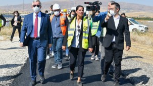 MANSUR YAVAŞ "30 MİLYON İNSANIN SAĞLIĞIYLA OYNANIYOR" DEDİ