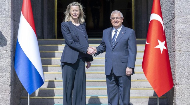 Milli Savunma Bakanı Güler, Hollandalı mevkidaşı ile görüştü