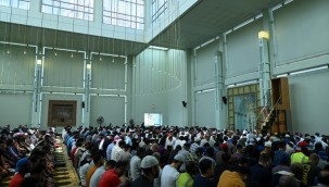 New York'ta bir ilk: Ezan sesi camilerden hoparlörle dışarıya verildi