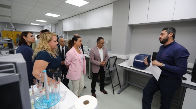 BAŞKAN FİLİZ CERİTOĞLU SENGEL ÜNİVERSİTELİ ÖĞRENCİLERE SESLENDİ: ''KAPIMIZ SİZE HER ZAMAN AÇIK''