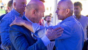 Başkan Soyer şehit Ünal Sipahi'nin mevlidine katıldı